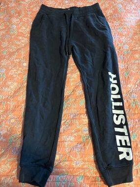 Hollister Black Fleece Logo Joggers